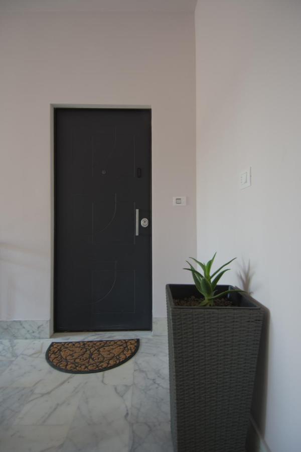 Ferienwohnung The Piedmont Gate Collegno Exterior foto
