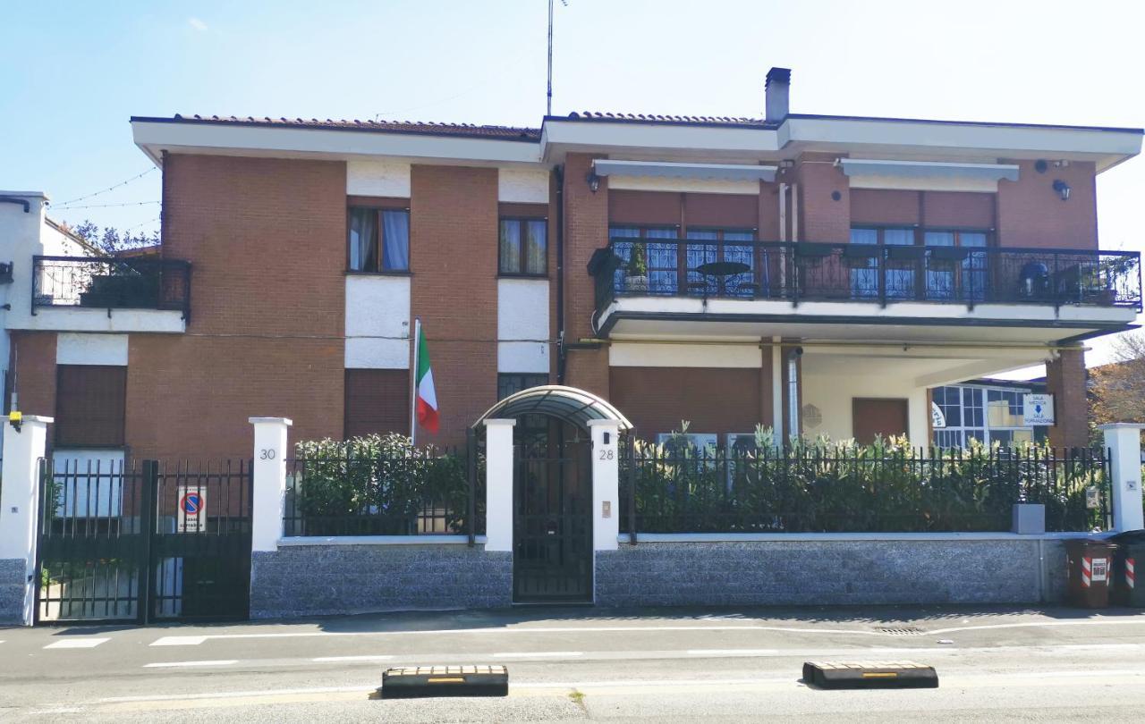 Ferienwohnung The Piedmont Gate Collegno Exterior foto